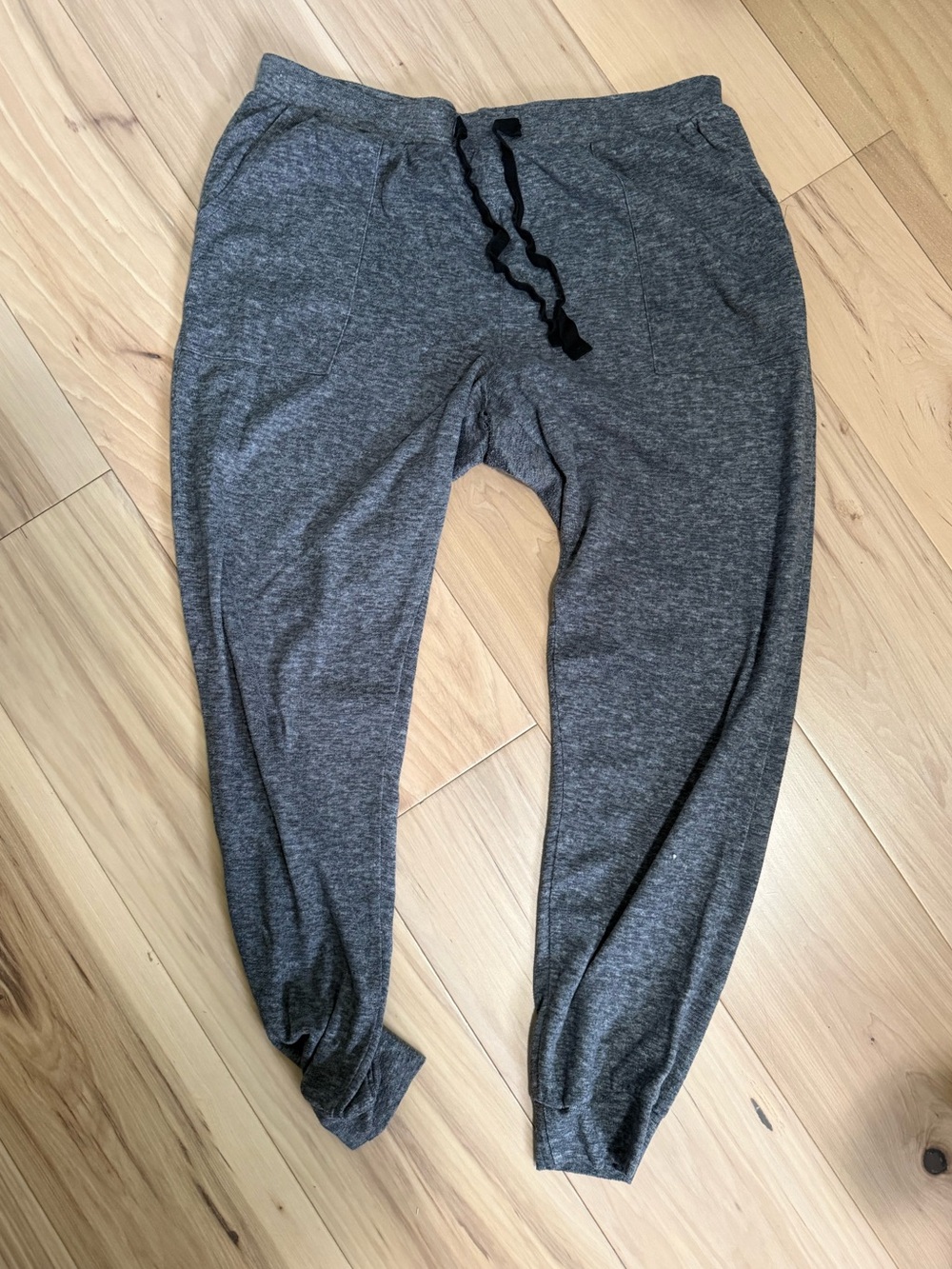 SALE 🛍️ Women’s Cozy Heather Gray Jogger Sweatpants